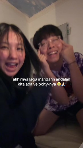 Explore Velocity: The Popular Mandarin Song Tong Hua