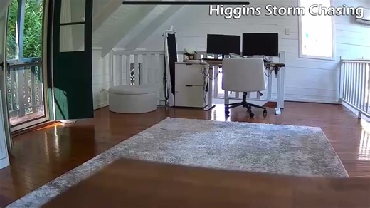 WOW check this out. Video from Sallina captures the house shaking in Maleny, QLD during this morning’s earthquake. | Higgins Storm Chasing