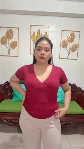 Stylish V-Neck Crop Top Ideas for Your Wardrobe