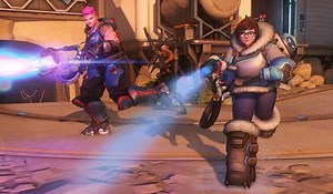 Plus-Sized Cosplay Model Absolutely Nails Mei from Blizzard's Overwatch