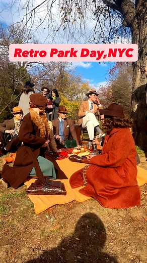 It was a beautiful fall day to enjoy a nice vintage tweed day on the last days of Autumn. The park just looked beautiful with all those orange and yellow colors. Btw, Lady @ladycookiechihuahua was not having it 😅 🐶 Please share with a retro nostalgic fan. Brooklyn,Film Camera, Nostalgia,New York City, Fall Season, Vintage. . . . . . . . . . . #35mmfilm #vintageinspired #filmphotography #nycphotographer #vintageaesthetic #nostalgic #streetphotographers #fallvibes#vintagegirl #retroaesthetic #19