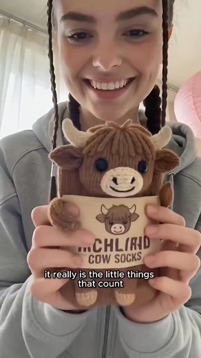 😔 Unfortunately, it's all because of those darn tariffs. We're closing our Waresluck store in Phineas, California. For years, our passion for handcrafted socks—from fingertips to toes—has been a testament to our love for quality living. But now, we can no longer afford the store rent. All handmade 3D animal socks in-store are now 51% off! Should our financial situation improve in the future, we will definitely reopen. If you change your mind, we also offer a 30-day unconditional online refund g