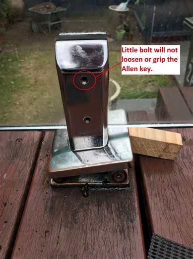 How to loosen glass pool fence spigot? - Bunnings Workshop community