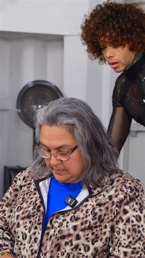 Orestes Diaz Mejias | Desde Florida hasta Houston por un cambio que no es solo color… es identidad 💙🔥 Transformamos sus canas en luz, carácter y dimensión,... | Instagram