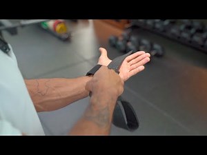 The Right Way to Use Lifting Straps (Quick Guide)