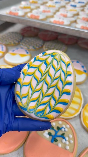 1.6M views · 35K reactions | Day 205 of 365. Ano kayang isasagot ng head chef namin? | Chef Thea Din | Facebook