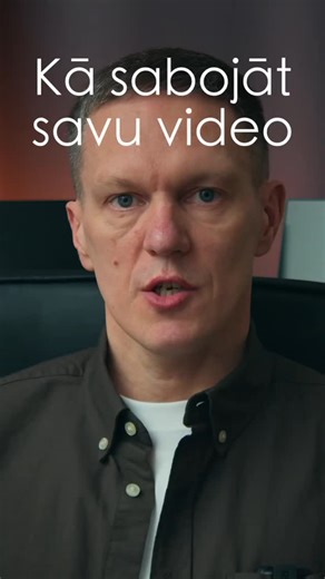 - Pirms katras filmēšanas notīri telefona lēcu. Netīra lēca = miglains kadrs. - Izmanto galveno kameru (1x) - tā dod vislabāko kvalitāti. - Iestatījumos izvēlies 4K maksimālai detalizācijai. - Filmē ar 25 vai 30 kadriem sekundē. 60, 120 vai 240 fps izmanto tikai tad, ja ir labs apgaismojums. - Nezumo ar pirkstiem. Labāk pieej tuvāk objektam. Ja ievērosi šos principus, kadri būs kvalitatīvi un kalpos kā skaistas atmiņas vēl ilgi. #pēterismuižnieks #videofilmēšana #videomontāža | Pēteris Muižnieks