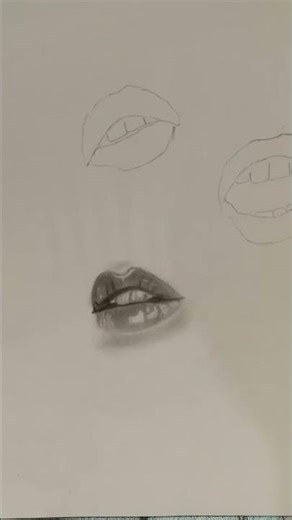 free hand practice to make lips with 2b & 4b pencil for highlight using mono zero eraser #practice
