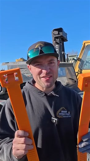 Testing the World's Largest Zip Tie for Durability