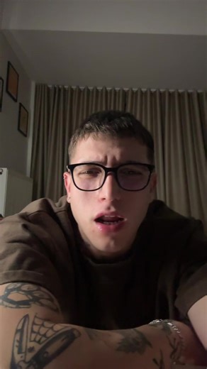 Papi: Bu Adam Kimdir?