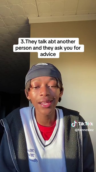 Signs You Are Getting Friendzoned by Someone