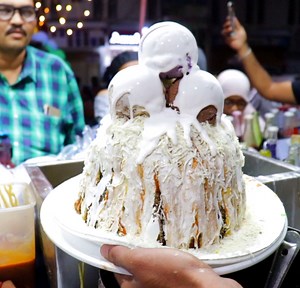375K views · 25K reactions | India's Biggest Ice Gola ! 5 kg Family Gola ! | Eats India Co. | Facebook