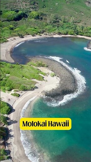 Molokai Hawaii Beautiful Secluded Beaches (Island Time) #molokai #hawaiianislands #islandtime