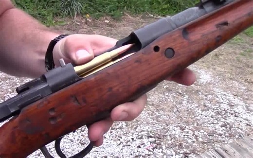 38大盖：比士兵还高的步枪，杀伤力一枪可以穿透3人，敌我双方都争相使用！