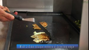 17 Pcs Griddle Accessories Kit for Blackstone and Camp Chef, Commercial Grade Flat Top Grill Accessories with Metal Spatula, Scraper, Egg Rings, Cleaning Kit and Carry Bag for Outdoor Bbq, Camping