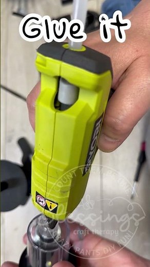 You’ll NEVER Throw Away an Old Lamp Again! 🤯 Easy Solar Light Upcycle! #easycrafts