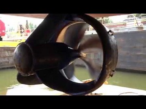 Z-drive tow boat test on dry dock