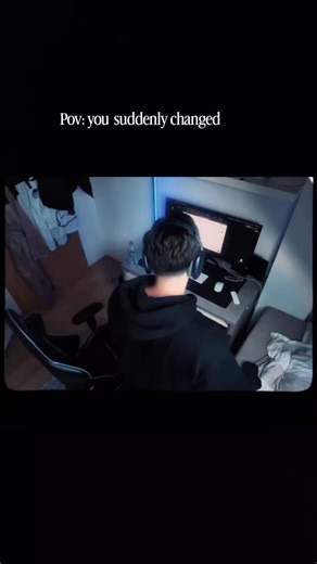 Habit Flow | Habit Tracker on Instagram: "Read caption Follow to Get the system + tracker for free Comment "Goal" and I'll send you access to the full productivity system to do better in less time, every day in your work and your life. If you don't receive the message within 1-2 minutes, follow the page and DM me "Goal" You don't need more motivation You need a system discipline4 beats intention • Smart work > busy work • Track progress. Increase output • Build routines that scale execution • Hi