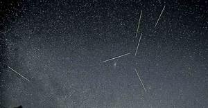 ഒരു മണിക്കൂറിൽ 100 ഉൽക്ക പോകും! എന്താണ് പെഴ്സീഡ് ഉൽക്കമഴ?