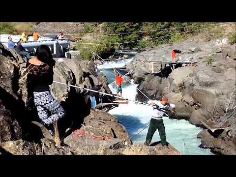 Klickitat River native dip net salmon fishing