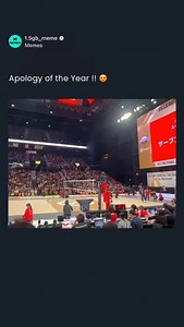 The best apology you will see today... 💯😍 Japanese volleyball superstar Yuji Nishida has gone viral for his incredibly humble and theatrical apology during the SV League All-Star Game in Kobe on Sunday, February 1, 2026. During a halftime serving challenge, the 26-year-old’s powerful left-handed serve veered off course and accidentally struck a female courtside judge in the back. Nishida’s reaction was instantaneous and went far beyond a simple wave. He launched into a dramatic, head-first bel