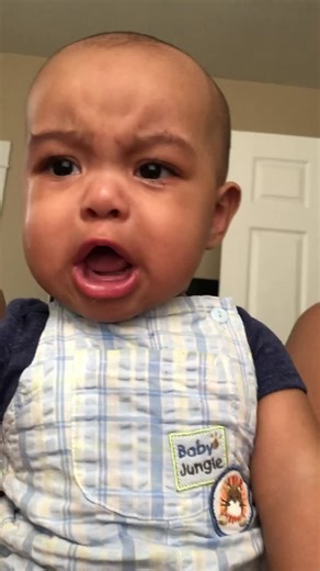 what is he trying to tell me 😭 #baby #babytalk #5monthsold #viral #cute