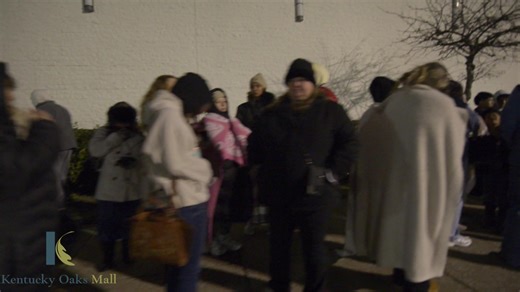 Thank you for celebrating Black Friday at Kentucky Oaks Mall!! 🛍️🎄 | Kentucky Oaks Mall