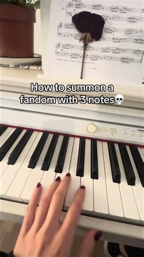 who knows this song on the piano