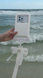 Shop the NEW Special Edition Ivory Pearl Bow Waterproof Pouch 🤍 | Case•Mate