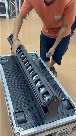 Professional 16x40W RGBW Beam Moving Head for Concerts & Stage Shows