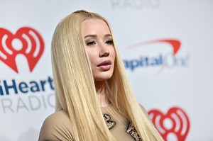 Iggy Azalea Teases Fans With New Music On Social Media