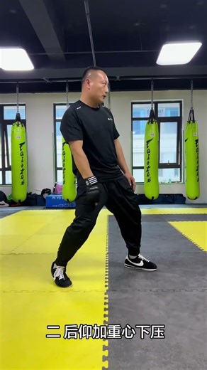 Detailed tutorial on basic counterattack moves that must be practiced in Boxing Sanda actu