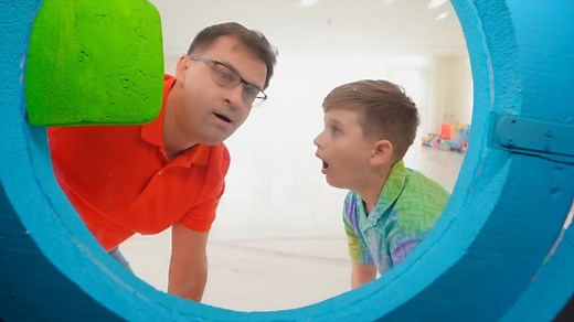 Roma and Diana Washing Machine Story🙃 #reelsfb #kidsfun #oliver #KidsRomaShow #KidsDianaShow #romaanddiana | Kids Roma Show
