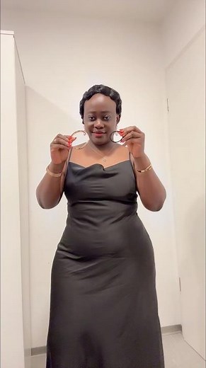 How to instantly hide your tummy in a dress👌