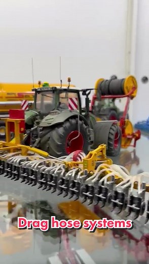 Veenhuis Drag Hose Systems for Miniature Farm Models