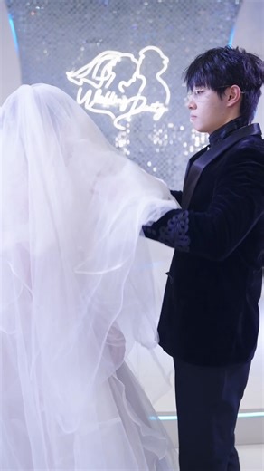 The bride ran away!😘𝐖𝐚𝐭𝐜𝐡 𝐚𝐥𝐥 𝐞𝐩𝐢𝐬𝐨𝐝𝐞𝐬 𝐚𝐭 𝐨𝐧𝐜𝐞👉 👀 #drama #Chinesedrama #hotdrama #lovestory #love #星动短剧社 | 星动短剧社