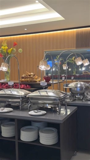 12K views · 89 reactions | With space for up to 200 guests, Gold Spices Restaurant is the perfect place your next social event. We would be thrilled to help you create an unforgettable event, so book now and let's get started! #GoldenPhoenixHotelManila | Golden Phoenix Hotel Manila | Facebook