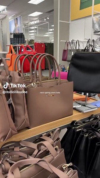 Chic and Elegant Target Laptop Bags for Women 2023
