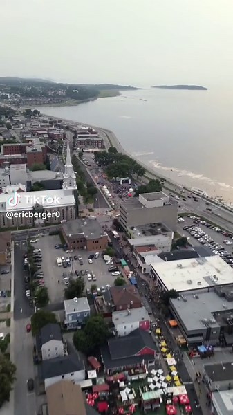 Petit tour sur notre belle ville Rimouski avec les activités qui l’entoure #fyp #viral #discover #rimouski #rimouskiqc #jeuxduquebec #summervibes #summertime #drone #hyperlapse #city #aerial