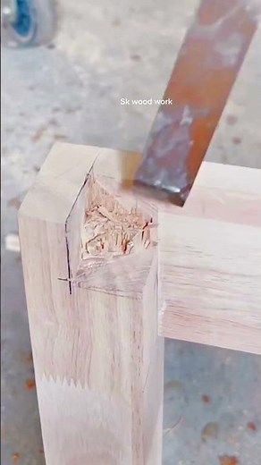 How to cut a mortise and tenon joint with a chisel #carpentry #skills