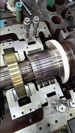 Turbine thrust bearing and journal bearing