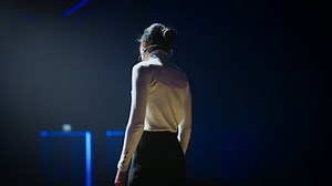 Famous Female Speaker Gets On Stage Stock Footage Video (100% Royalty-free) 1045102555 | Shutterstock