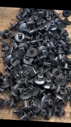 Plastic Clips #trimclips #carrepairfails #factzzbite #carfrustration #mechaniclife #worstdesign #autotrim #carpartsproblems #autofacts #carhacks #interiordesignflaws #plasticfail #cardiy #mechanicproblems #toolsandtech #annoyingcarparts #autoengineering #carfixlife #worstcarparts | AmeWhere