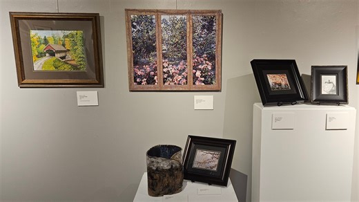 OHIO Chillicothe Alumni and Friends art show officially opens