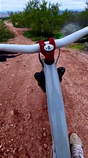 Quick jumps 😏 #mtb