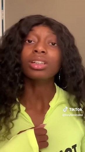 Kayla’s Snake (@kaylassnake)’s video of Kayla Nicole