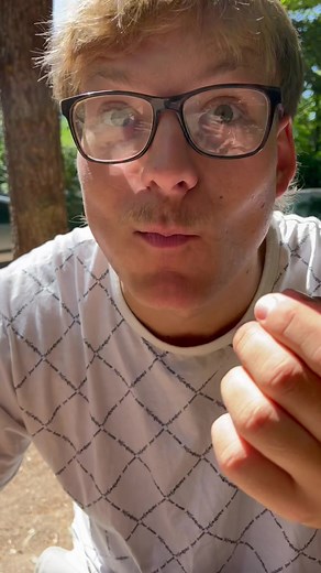 I love the forest and I love brownies and I love my boyfriend :)