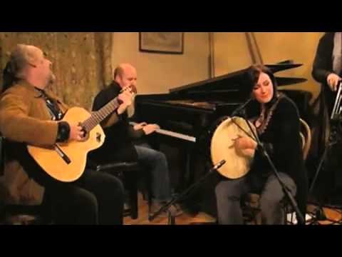 Óró, sé do bheatha bhaile by Mary Black with lyrics