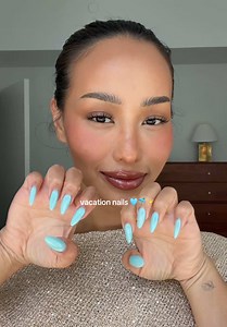 Baby Blue Vacation Nails: Summer Nail Transition Ideas