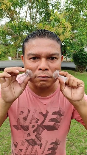 Cheek Clip VS Funny Acting = Hilarious। 😀😆😀